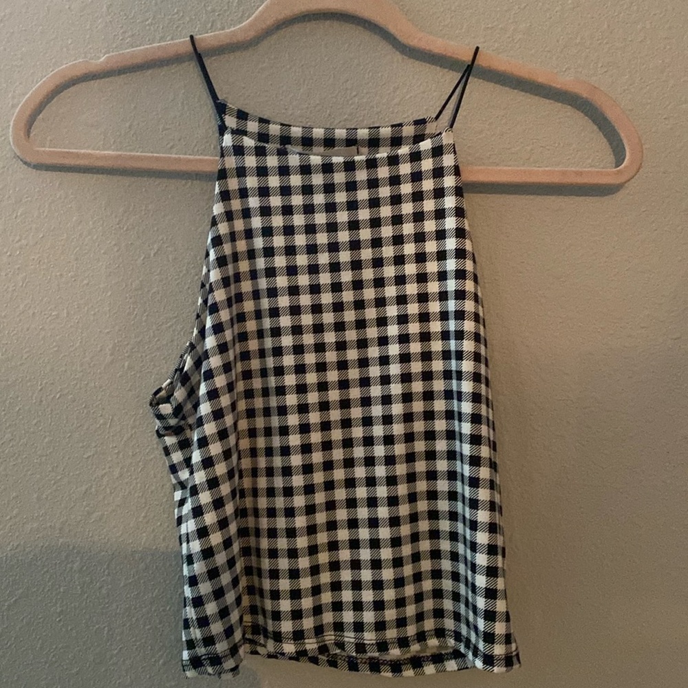 Gaze crop top
Medium